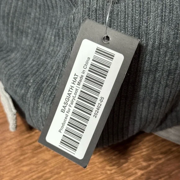 Gray Corduroy Basgiath Cap with Embroidered Logo | FairyLoot - Picture 5 of 5